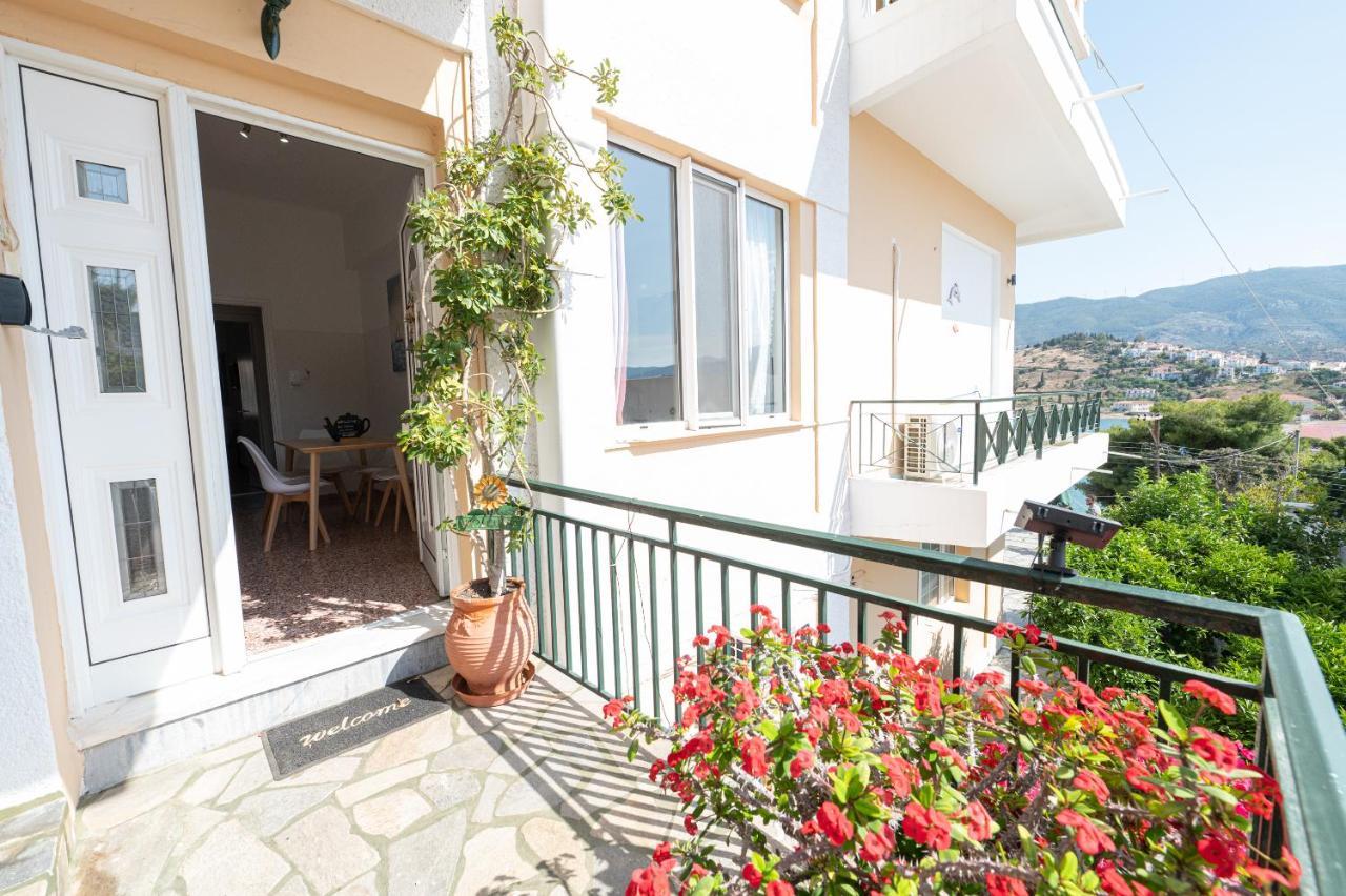 Villa Sofia Sea View Poros Town Extérieur photo